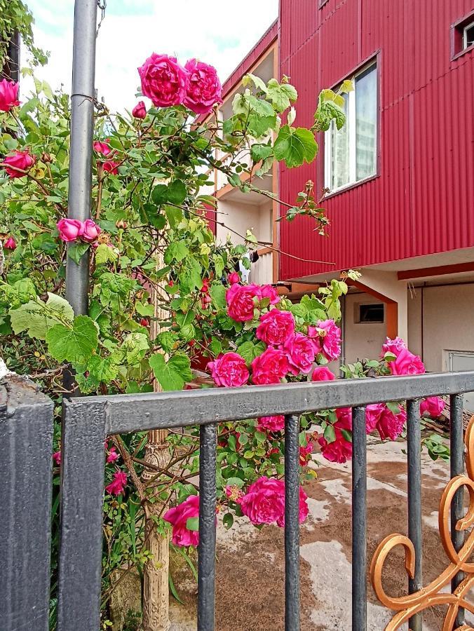 Mini Hotel On Guramishvili 22 Kobuleti Luaran gambar