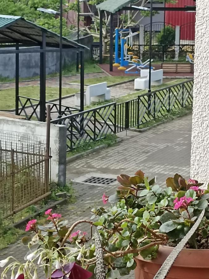 Mini Hotel On Guramishvili 22 Kobuleti Luaran gambar
